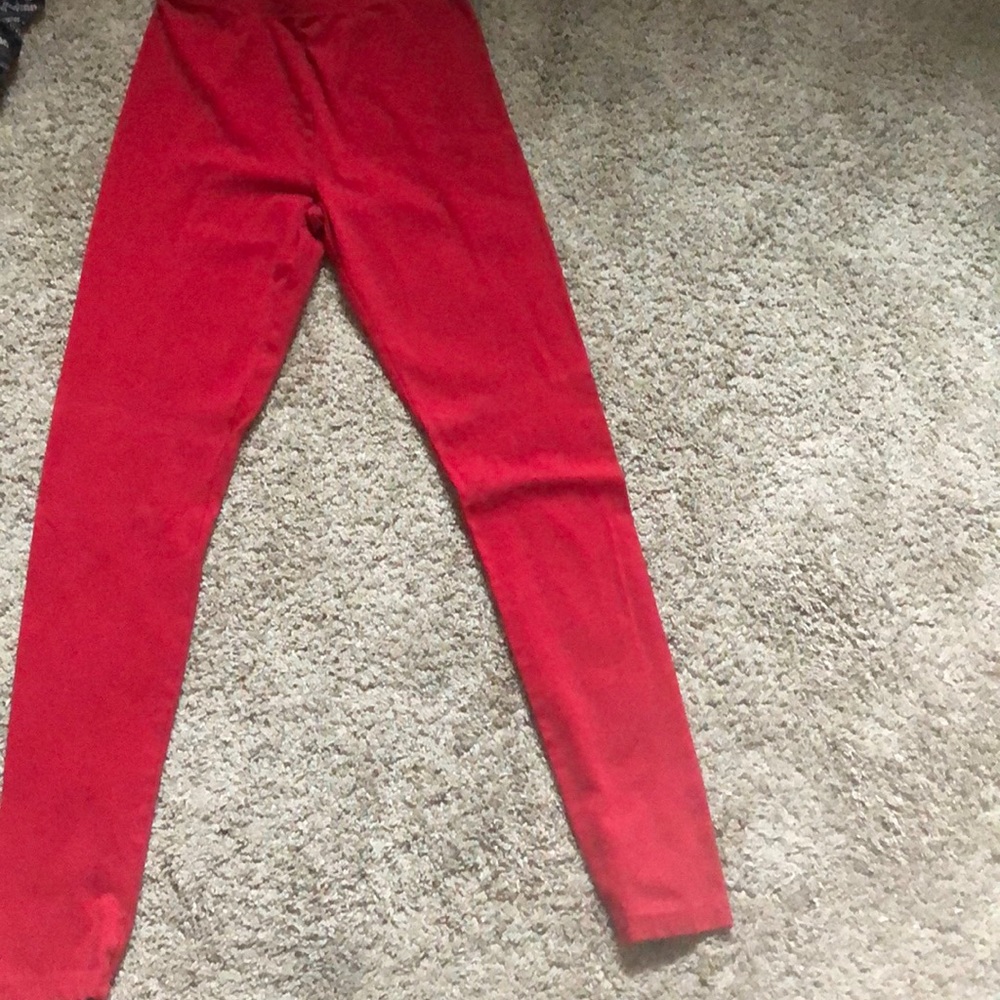 Skinny red leggings